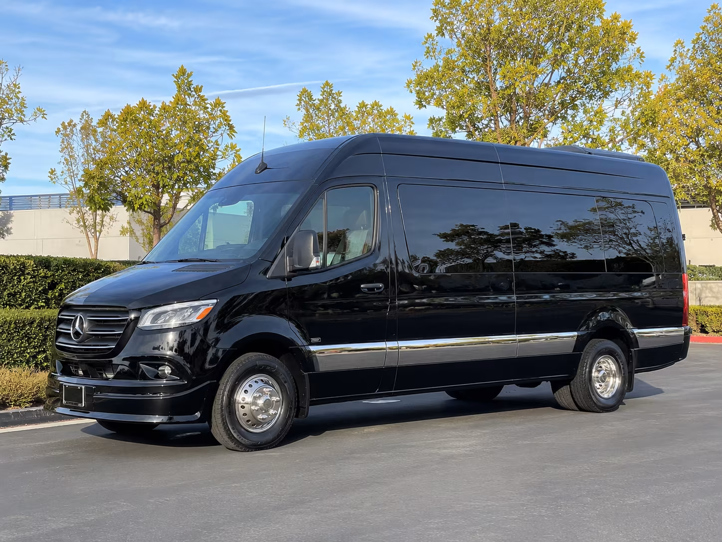 find the perfect transportation for your next corporate event 1